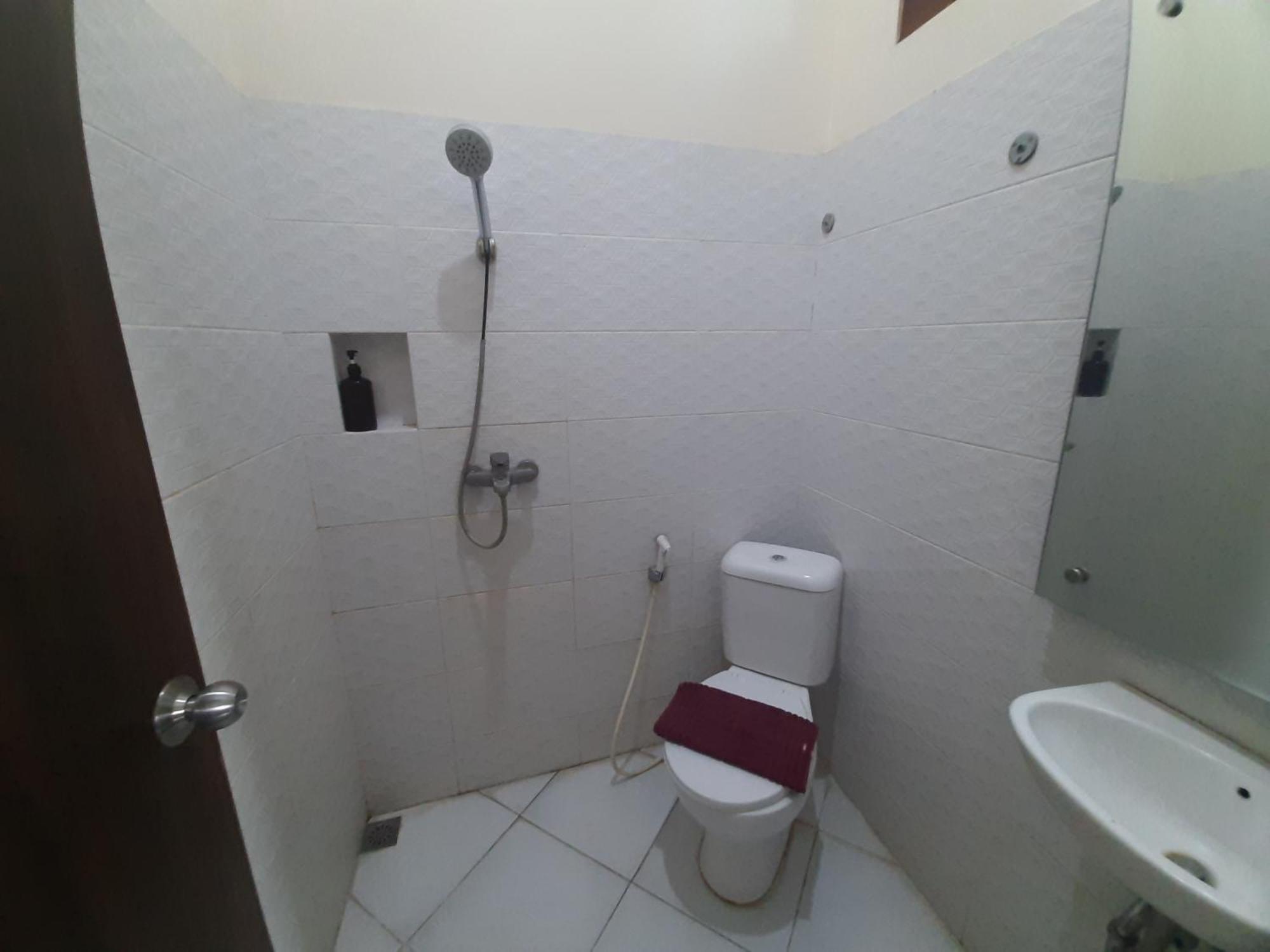 Urbanview Alfiya Hotel Lampung Bandar Lampung Exterior foto