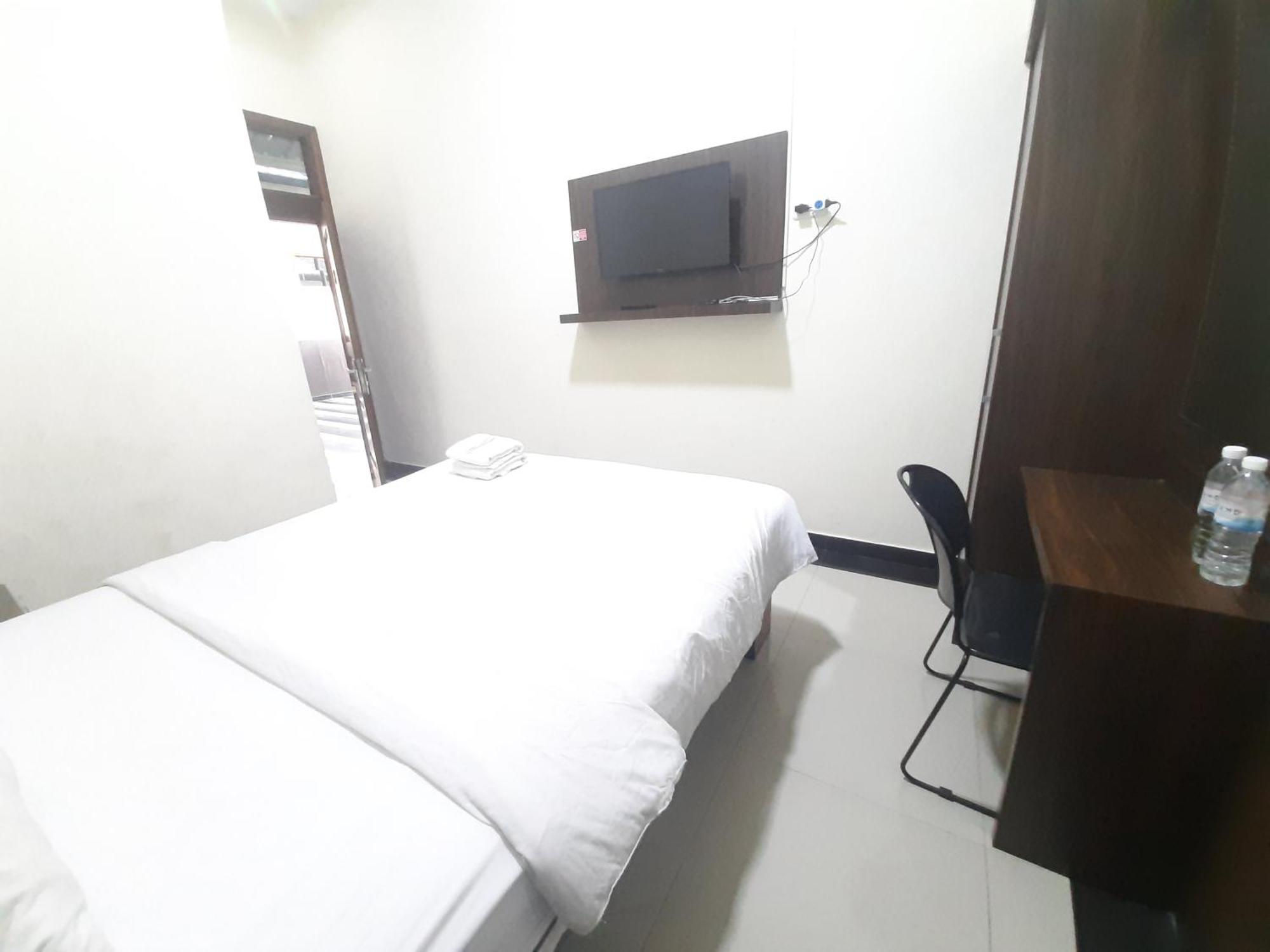 Urbanview Alfiya Hotel Lampung Bandar Lampung Exterior foto