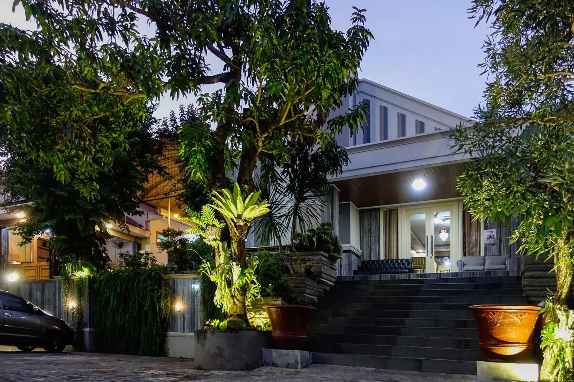 Urbanview Alfiya Hotel Lampung Bandar Lampung Exterior foto