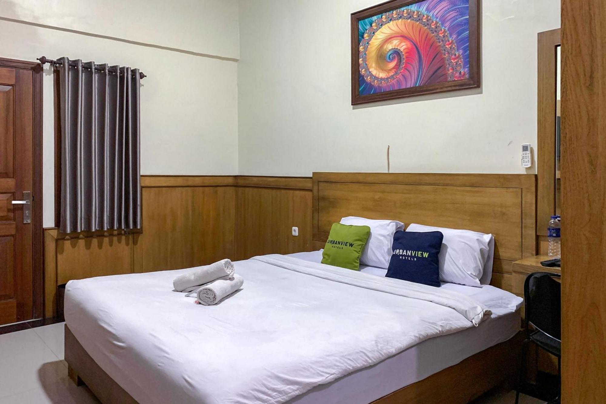 Urbanview Alfiya Hotel Lampung Bandar Lampung Exterior foto